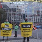 GreenpeaceGP0STXWQF Low res with credit line