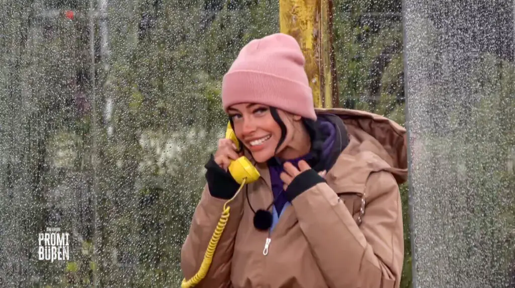 promibuessen25Vanessa